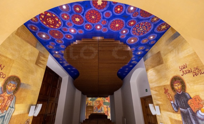 Residência São Pedro — Decoração da Capela · Madrid (Espanha), imagem 8